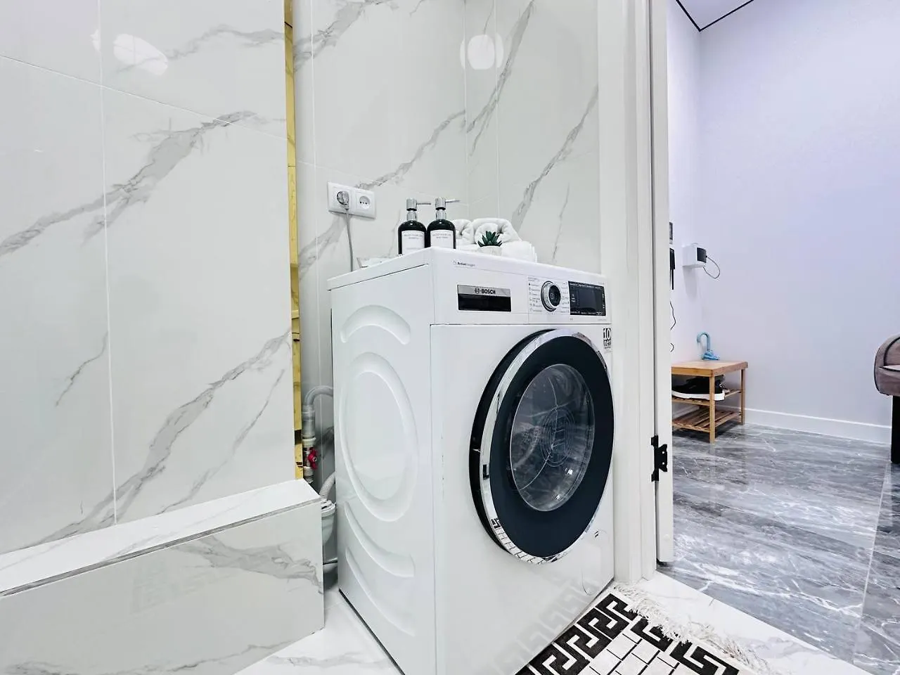 Комфорт Сити Almaty Apartment