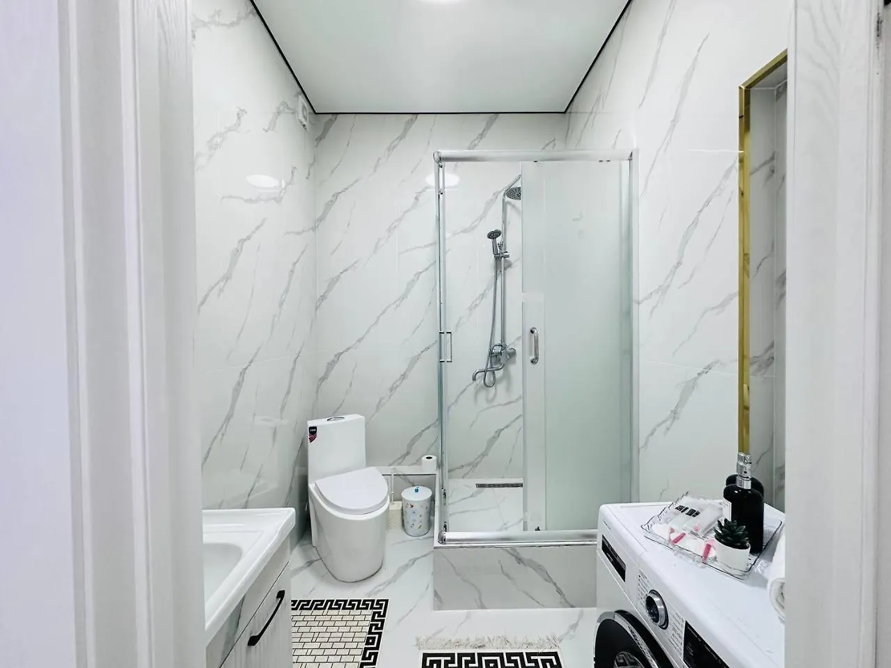 Apartment Комфорт Сити Almaty
