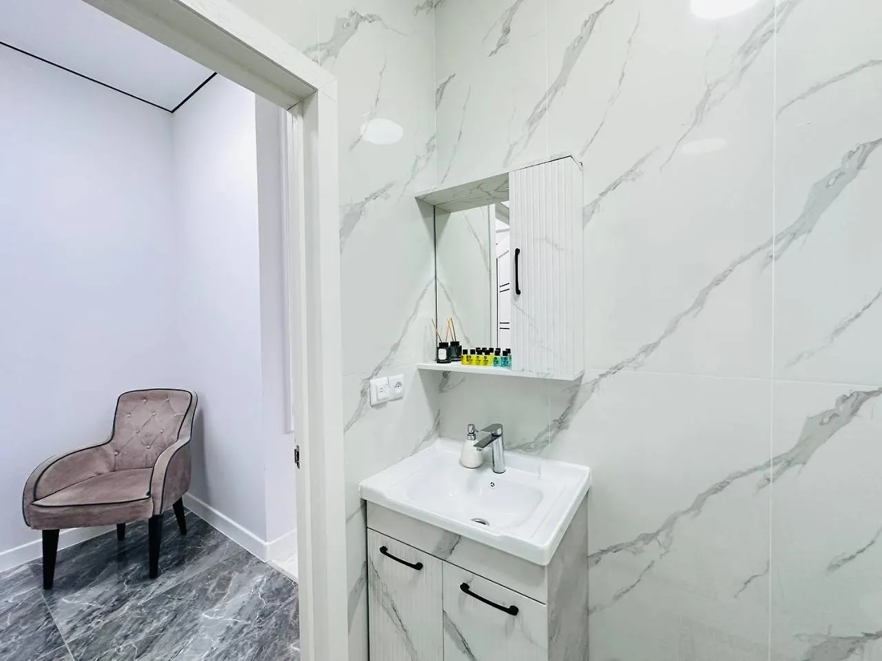 Apartment Комфорт Сити Almaty Kazakhstan