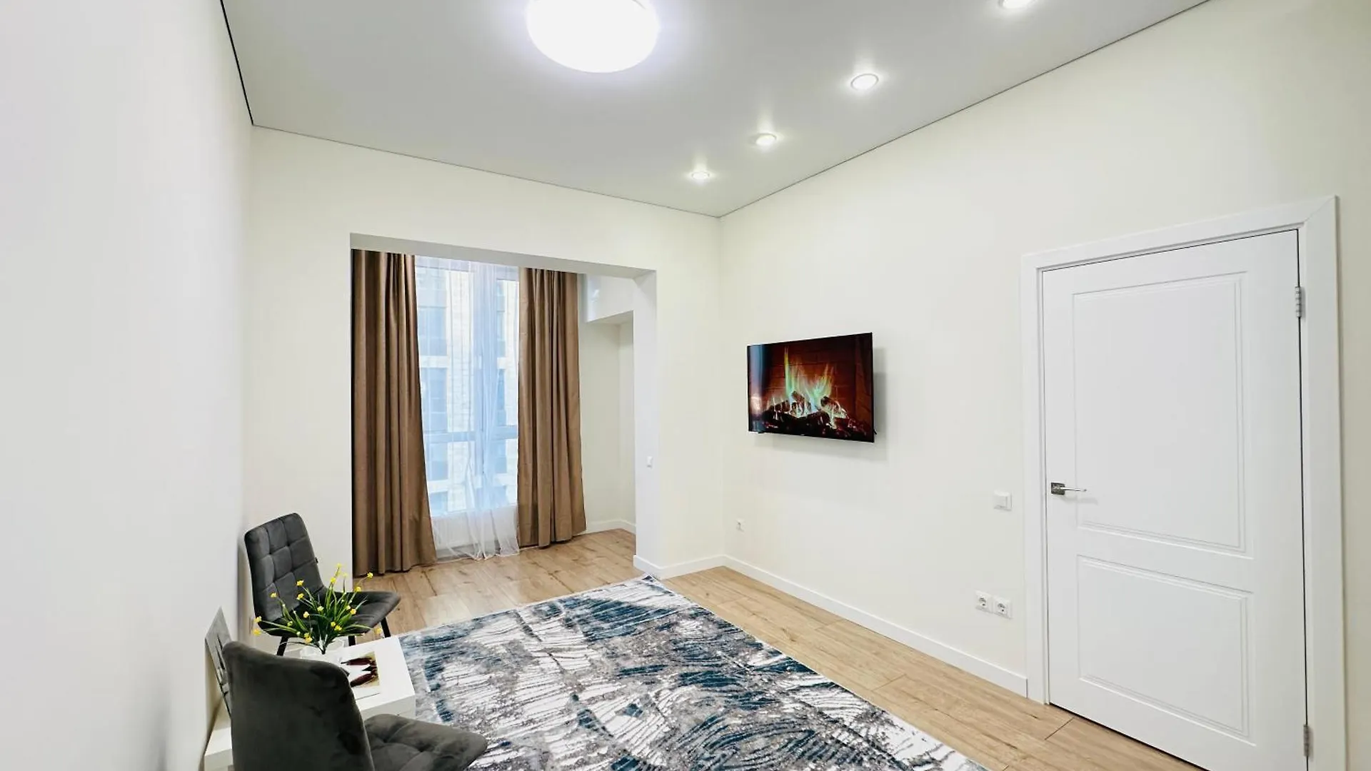 Apartment Комфорт Сити Almaty